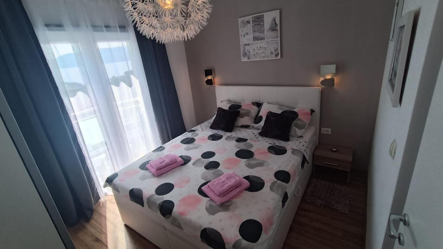 Pinezići Villa Infinity מראה חיצוני תמונה